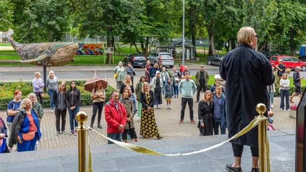 Läheme nulli näitus ava