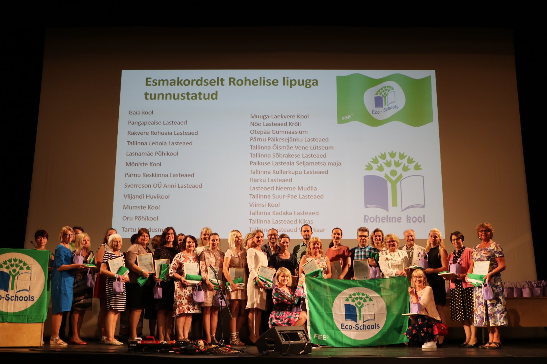 RohelineKool_tunnustamine. Foto_Mairi_Enok